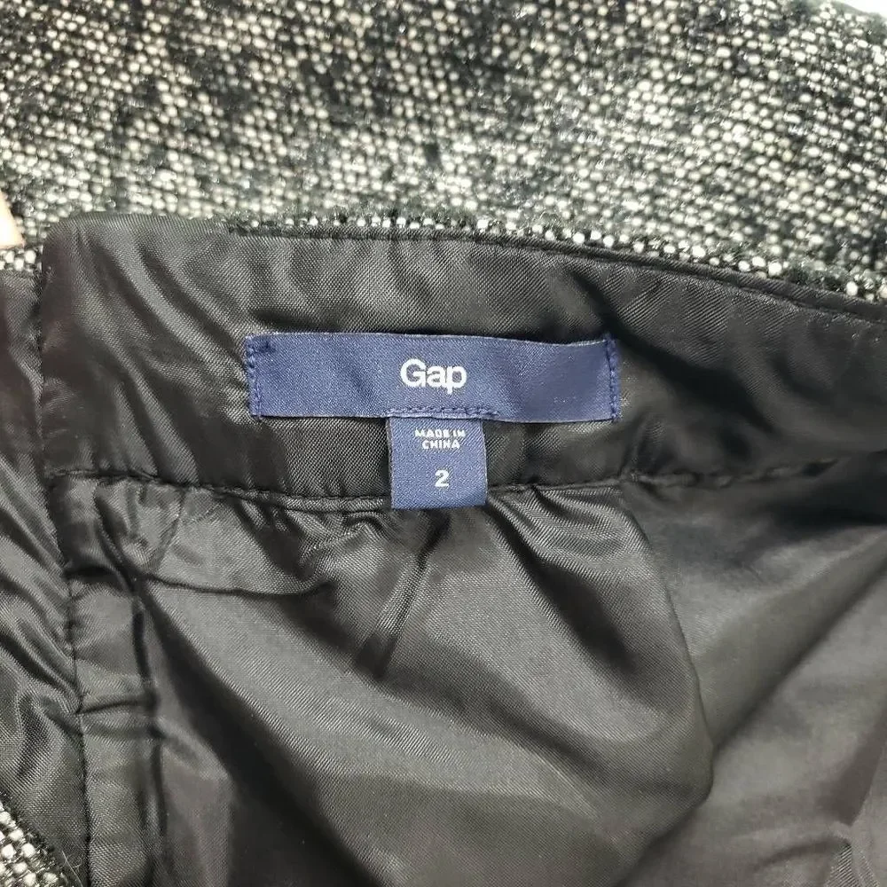 GAP Womens Silver Metallic, Black, & White Tweed Zip Up Lined Mini Skirt Size: 2